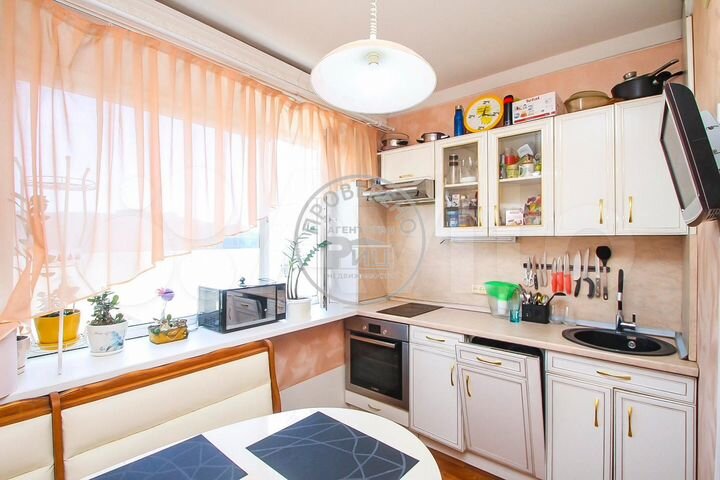 2-к. квартира, 45 м², 7/9 эт.