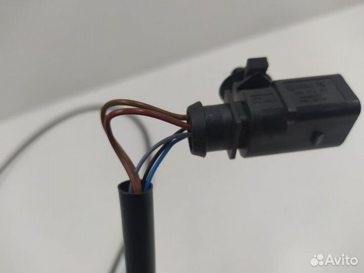 Б/У Б/У Замок двери сдвижной Европа. 7H0843654BR