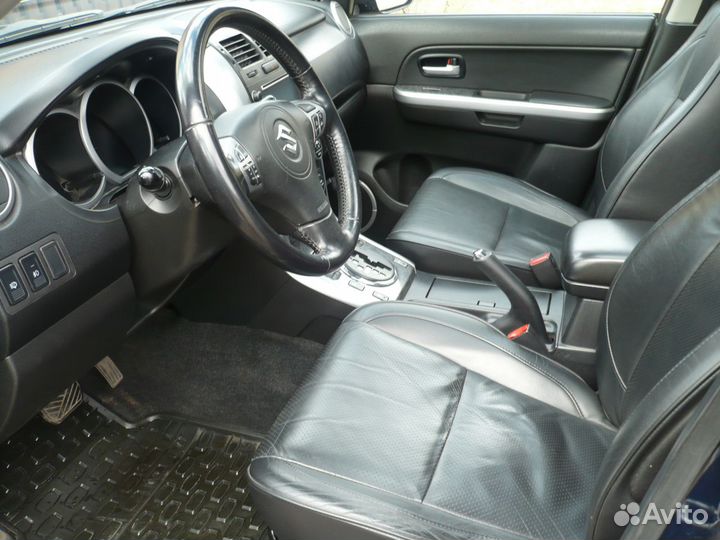 Suzuki Grand Vitara 2.4 AT, 2011, 167 343 км