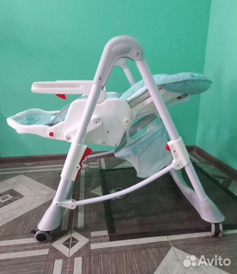 Стульчик для кормления babyton