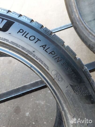 Michelin Pilot Alpin 5 SUV 275/45 R20 110V
