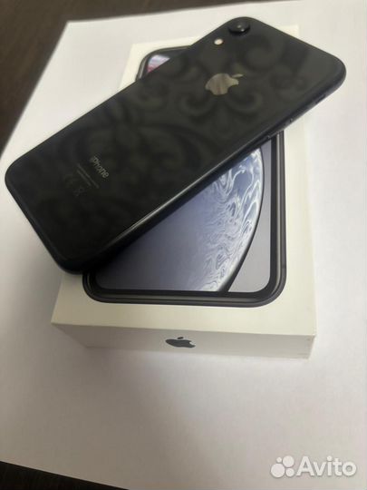 iPhone Xr, 64 ГБ