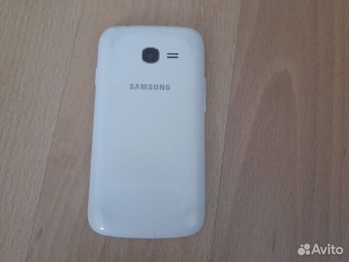 Телефон Samsung duos