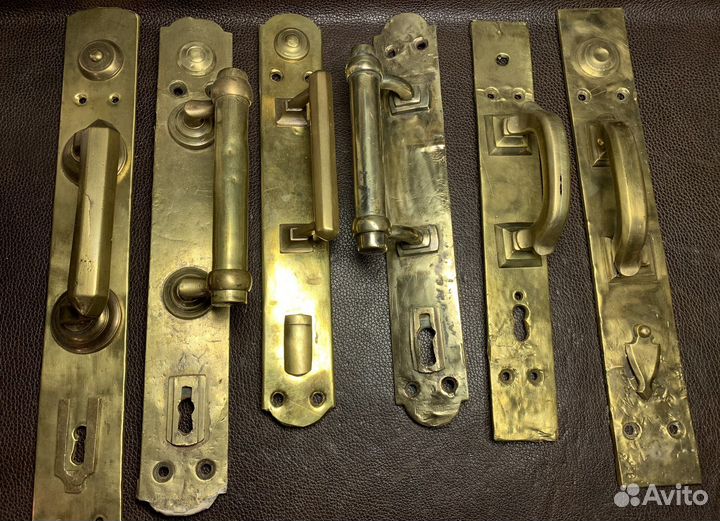 Старинные дверные ручки. Латунь