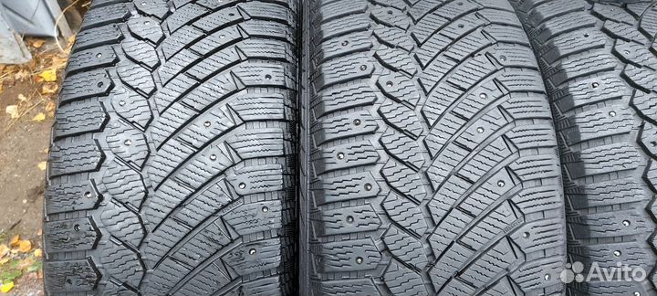 Gislaved Nord Frost 200 SUV 255/55 R19 111T