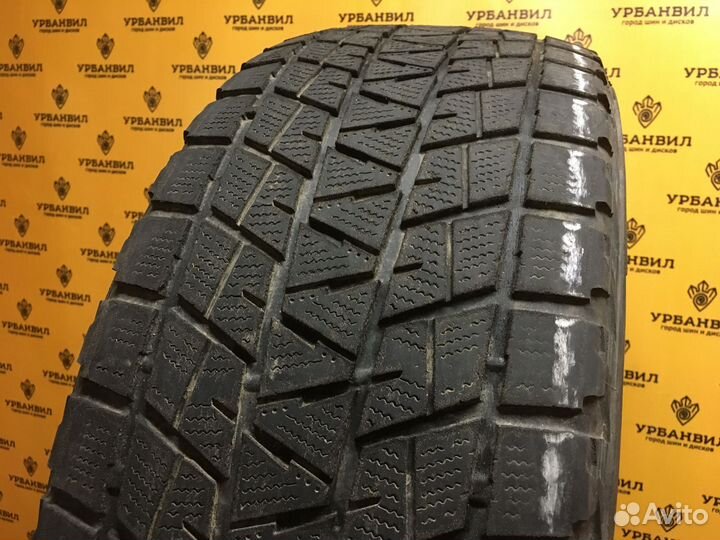 Bridgestone Blizzak DM-V1 275/65 R17