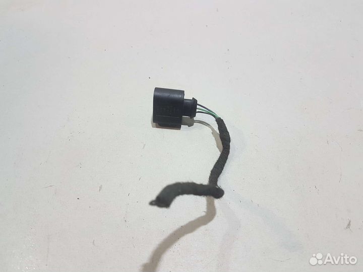 Разъём (фишка) на парктроник ауди а8 audi s8