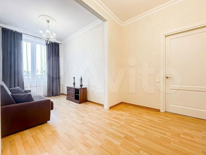 2-к. квартира, 56 м², 6/6 эт.