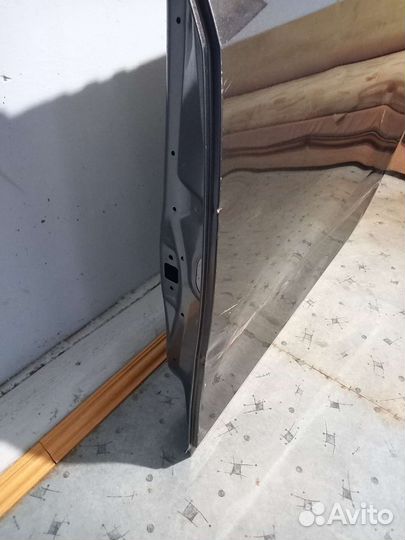 Дверь левая Toyota Corolla E180