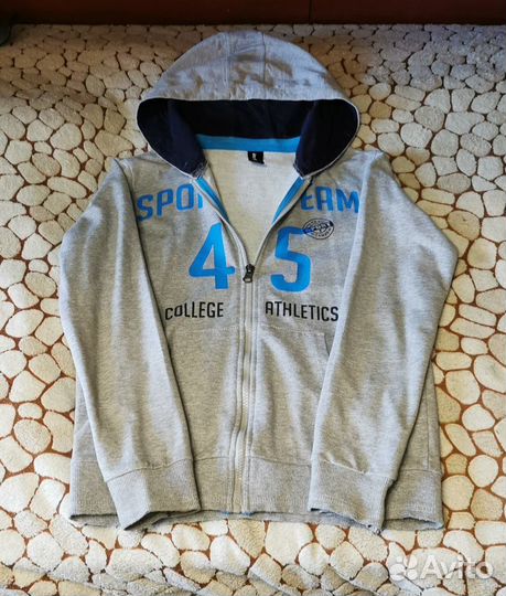 Жилет,куртка,толстовки,штаны,кофты,рубашка белая