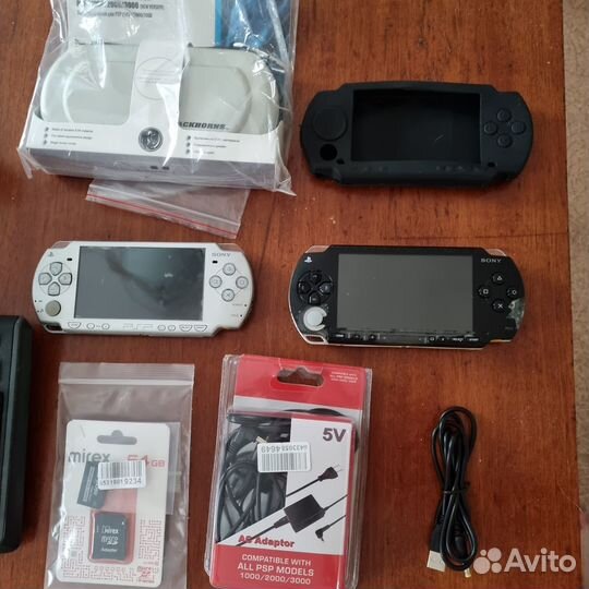 Sony PSP 1000, PSP 2000