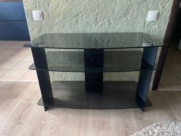 Стеклянная тумба