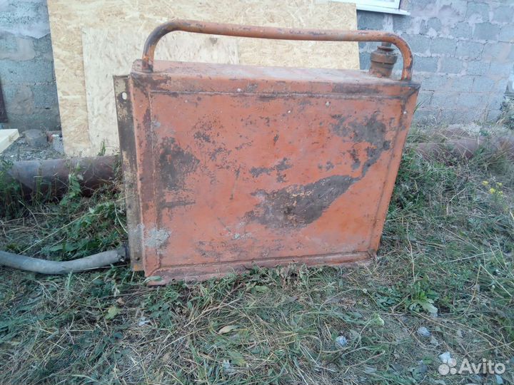 Металлический бак б/у
