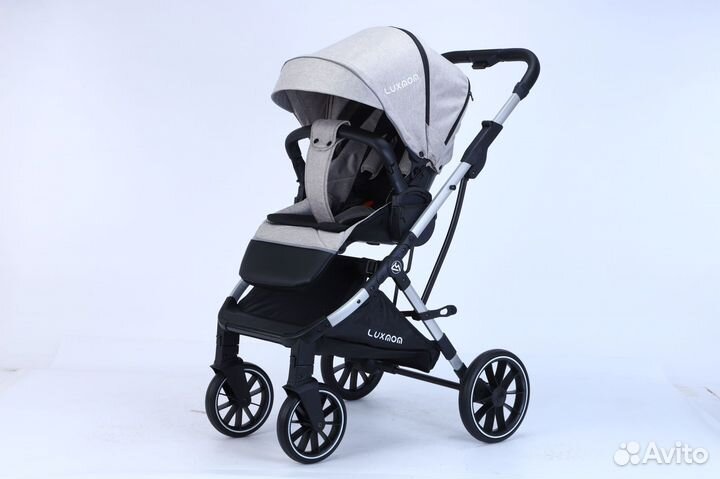 Прогулочная коляска новая