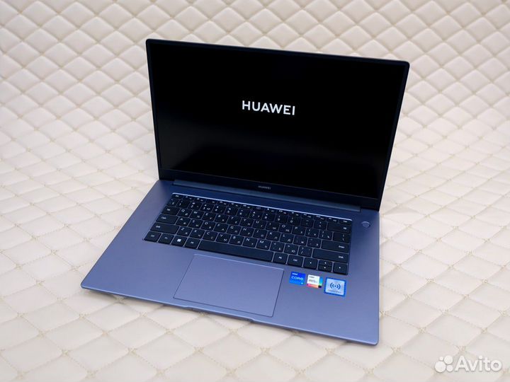 Новый huawei MateBook D15