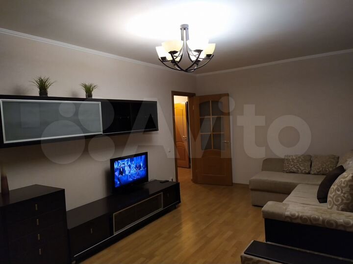 3-к. квартира, 80 м², 6/8 эт.
