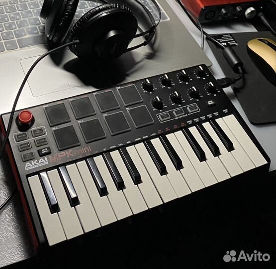 Midi клавиатура Akai mpk mini mk2