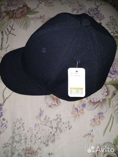 Бейсболка новая