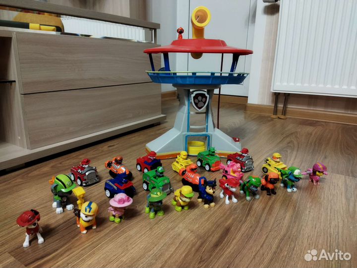 Щенячий патруль - база, щенки, Райдер на мотоцикле