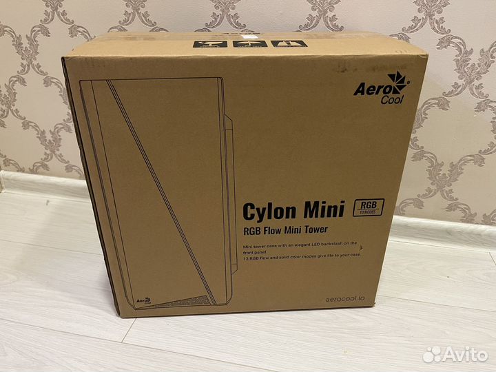 Корпус mATX Aerocool Cyclon Mini белый