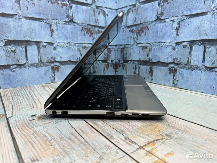 Игровой ноутбук intel core i7/SSD/8Gb/2видеокарты