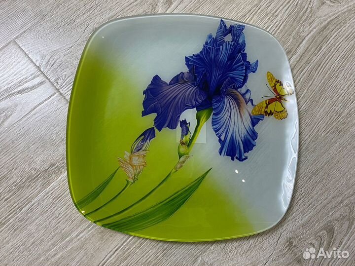 Тарелка квадратная с декором