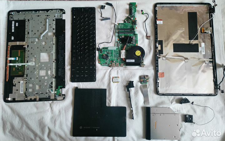 HP Pavilion 17-e100sr