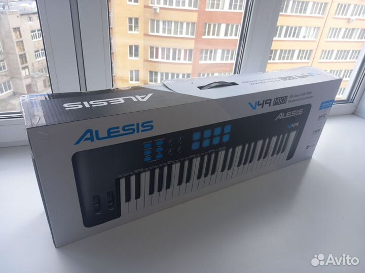 Мидиклавиатура Alesis V49mkii