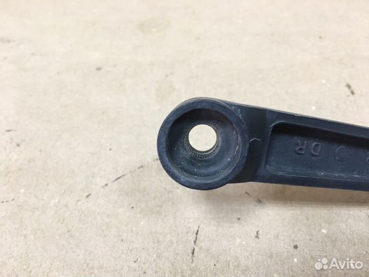 Поводок дворника левый Chevrolet Lacetti