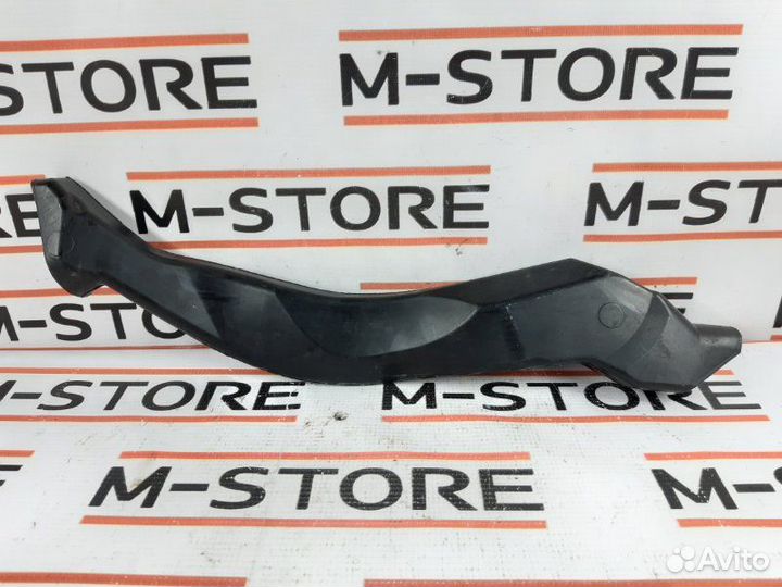 Водосток передний правый Mercedes-Benz M-Class