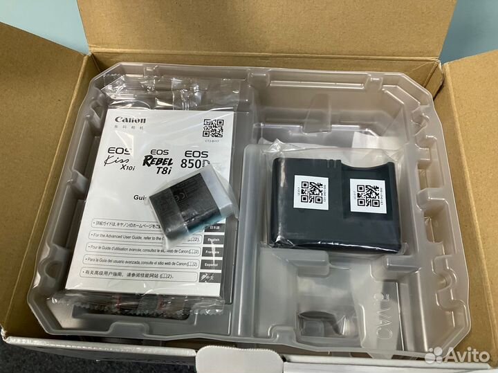 Новый Canon EOS Rebel T8i EF-S 18-55mm