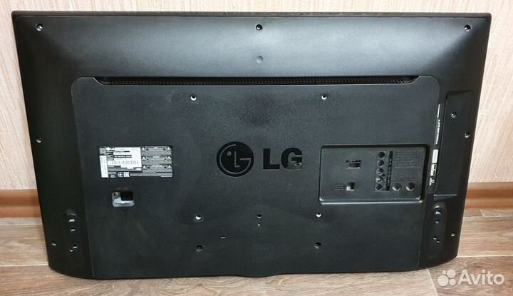 Корпус телевизора LG 32LF560V