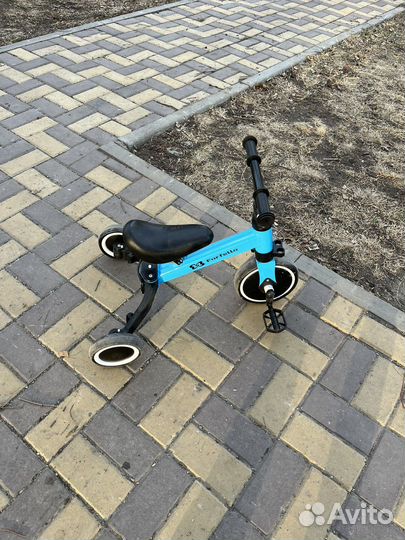 Велосипед трехколесный толокар