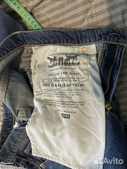 Джинсы levis 502