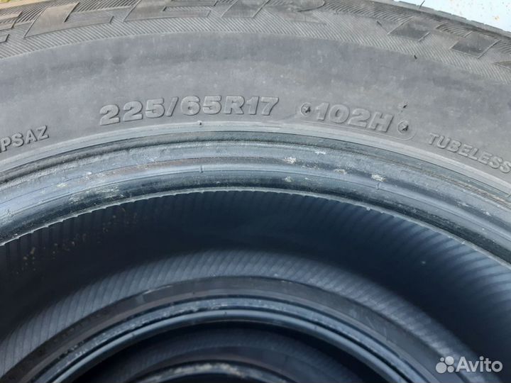 Bridgestone Dueler H/P 225/65 R17