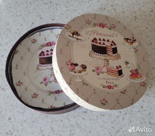 Набор тарелок 