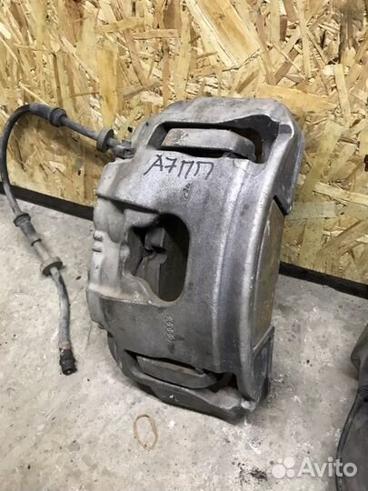 Комплект передних тормозов Ауди А7 3.0 356мм