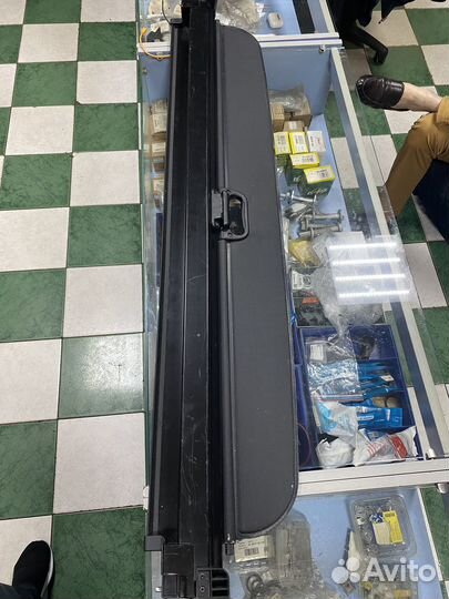 Bmw x5 е70 шторка багажника