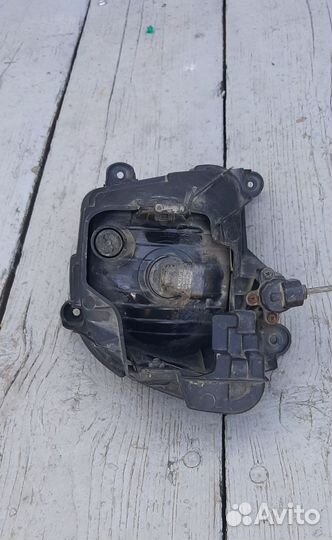 Kia Cerato 2 противотуманная фара левая