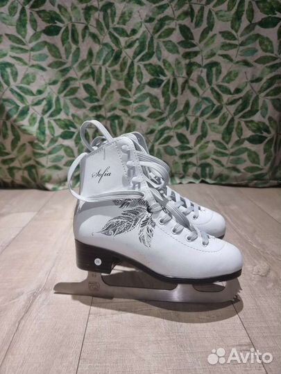 Коньки детские фигурные