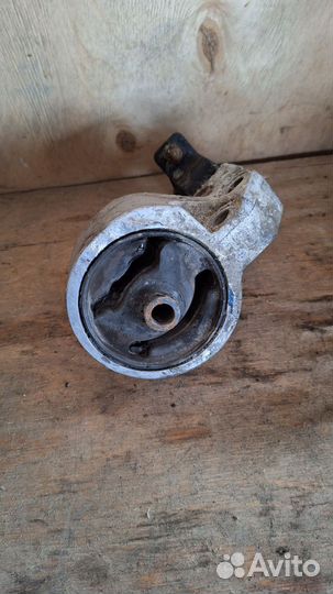 Опора двигателя хюндай акцент