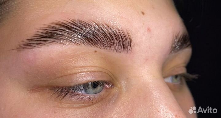 Ламинирование бровей