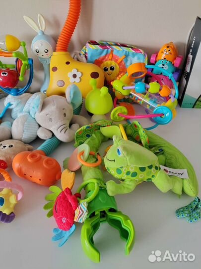 Развивающие игрушки пакетом