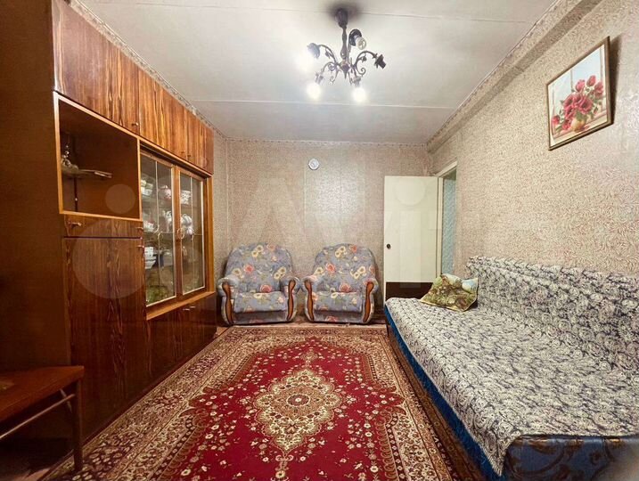 3-к. квартира, 49,8 м², 1/2 эт.