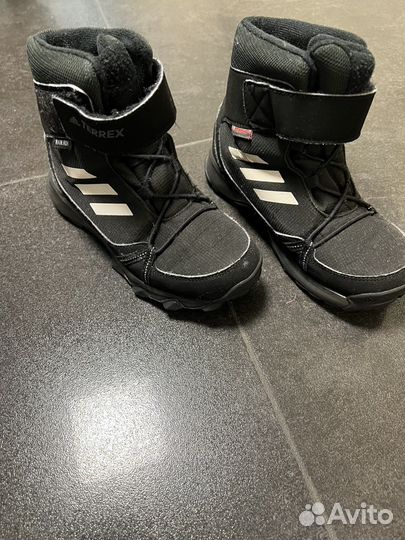 Зимние ботинки adidas