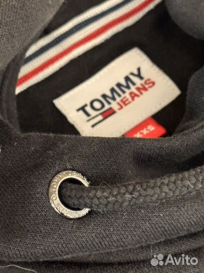 Tommy hilfiger толстовка
