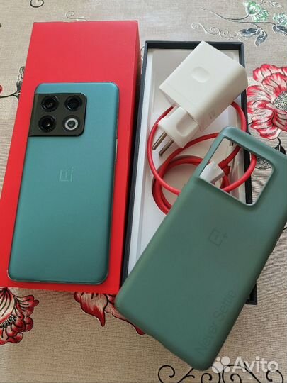OnePlus 10 pro, 8/256 ГБ