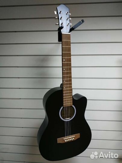 Акустическая гитара
