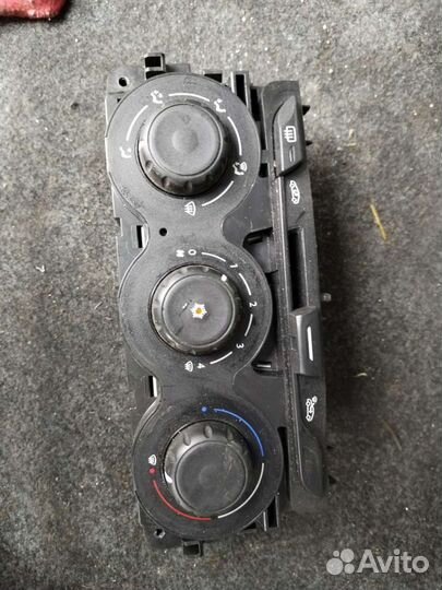 Блок управления печкой Ситроен элайс/C-Elysée 13г