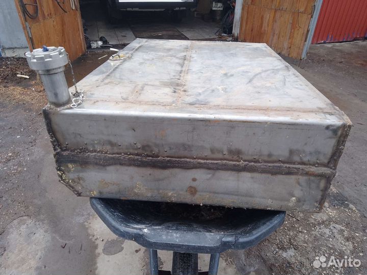 Топливный бак